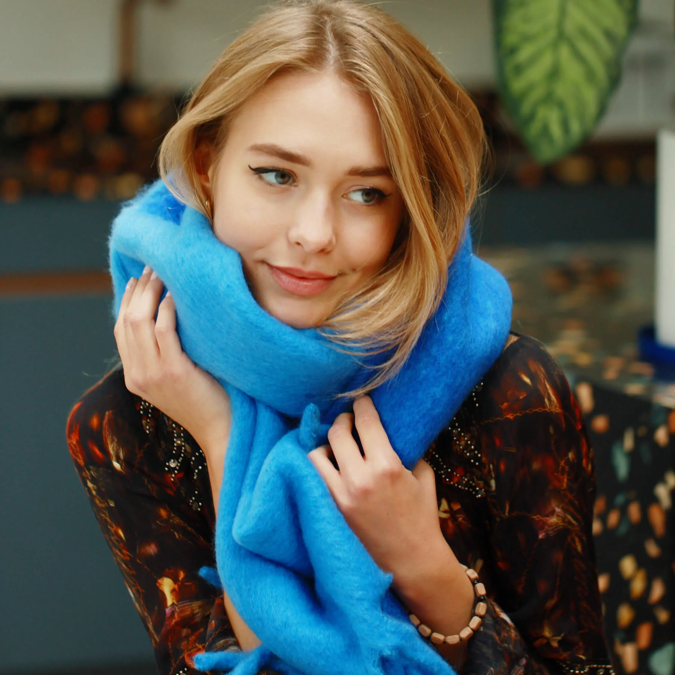 100% Certified Recycled Chunky Knit Oversized Ombre Scarf