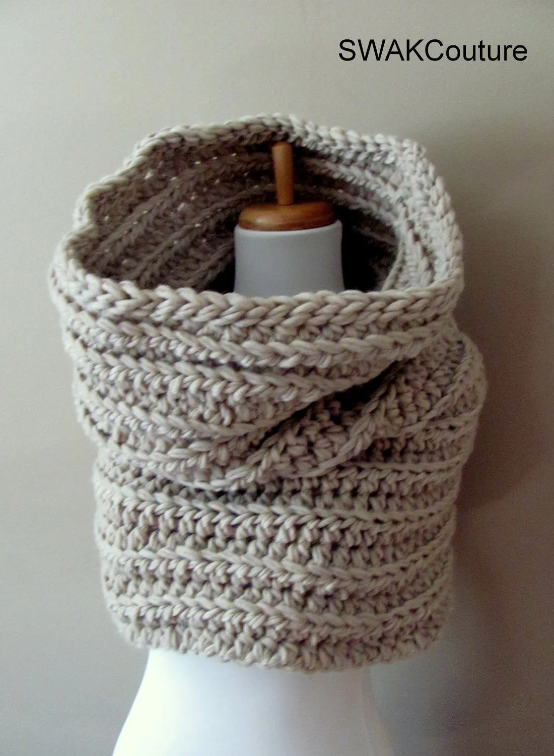 100% Wool Cowl