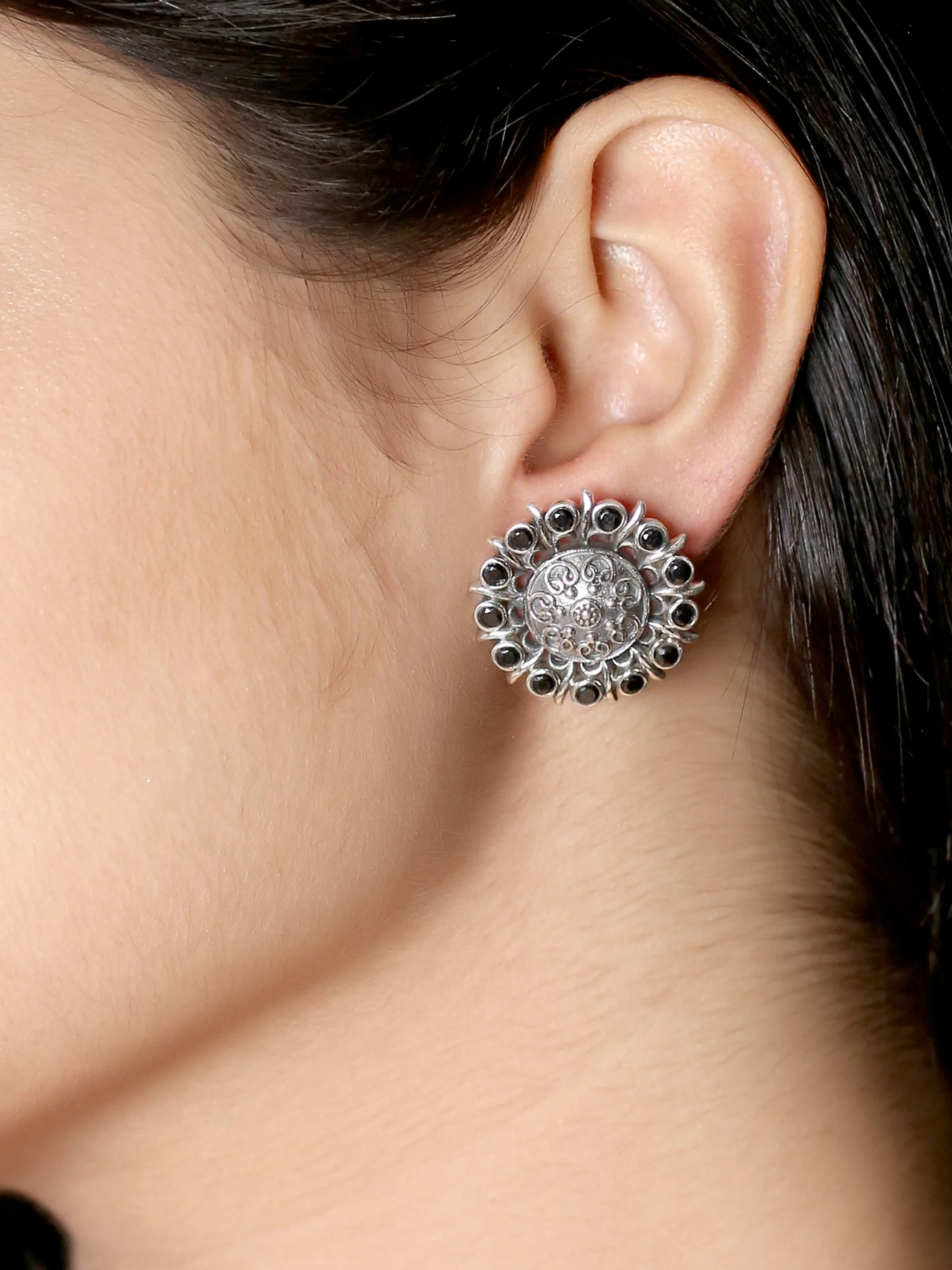 925 Silver Antique Look Black Stud