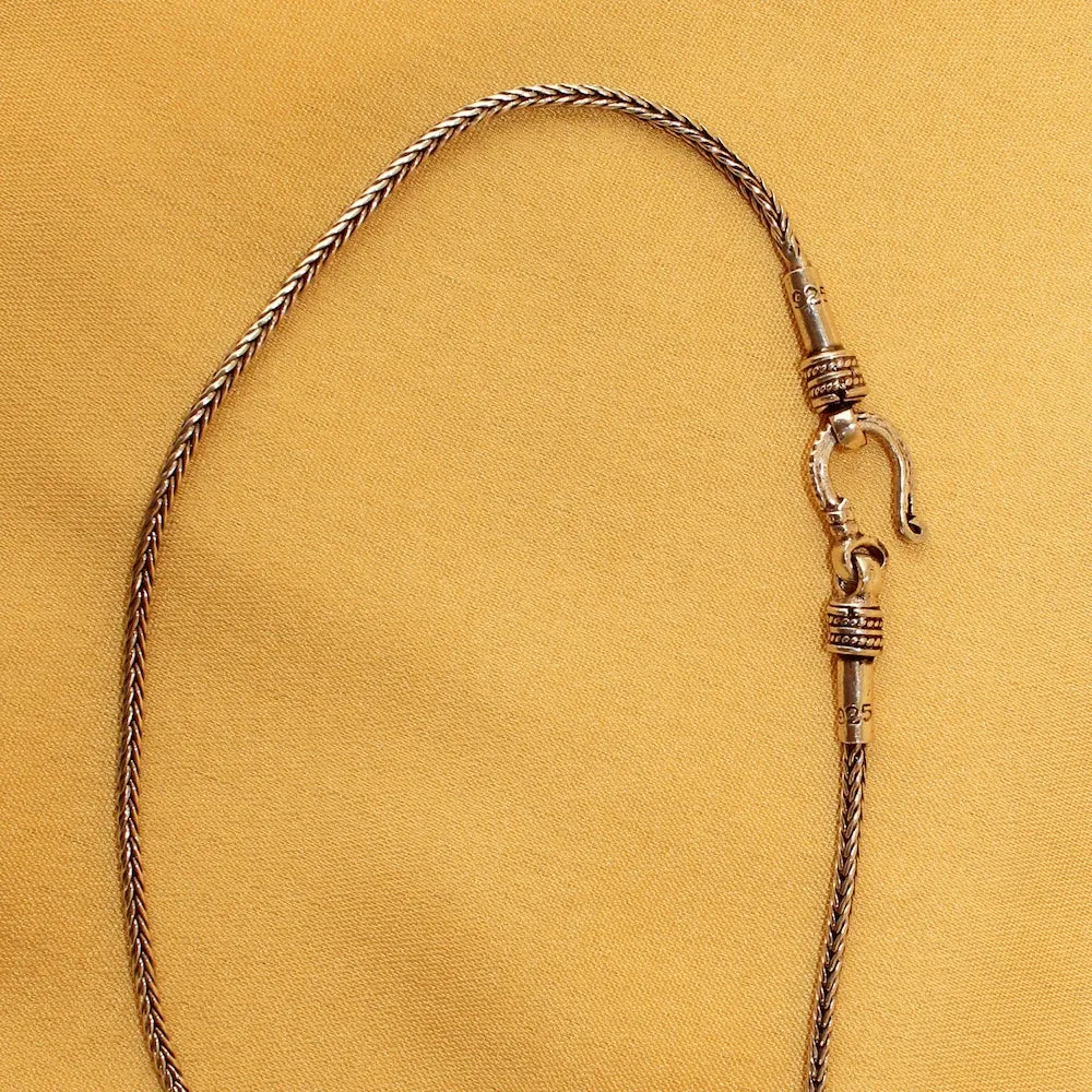925 Silver Labradorite Pendant with 18 inch Chain