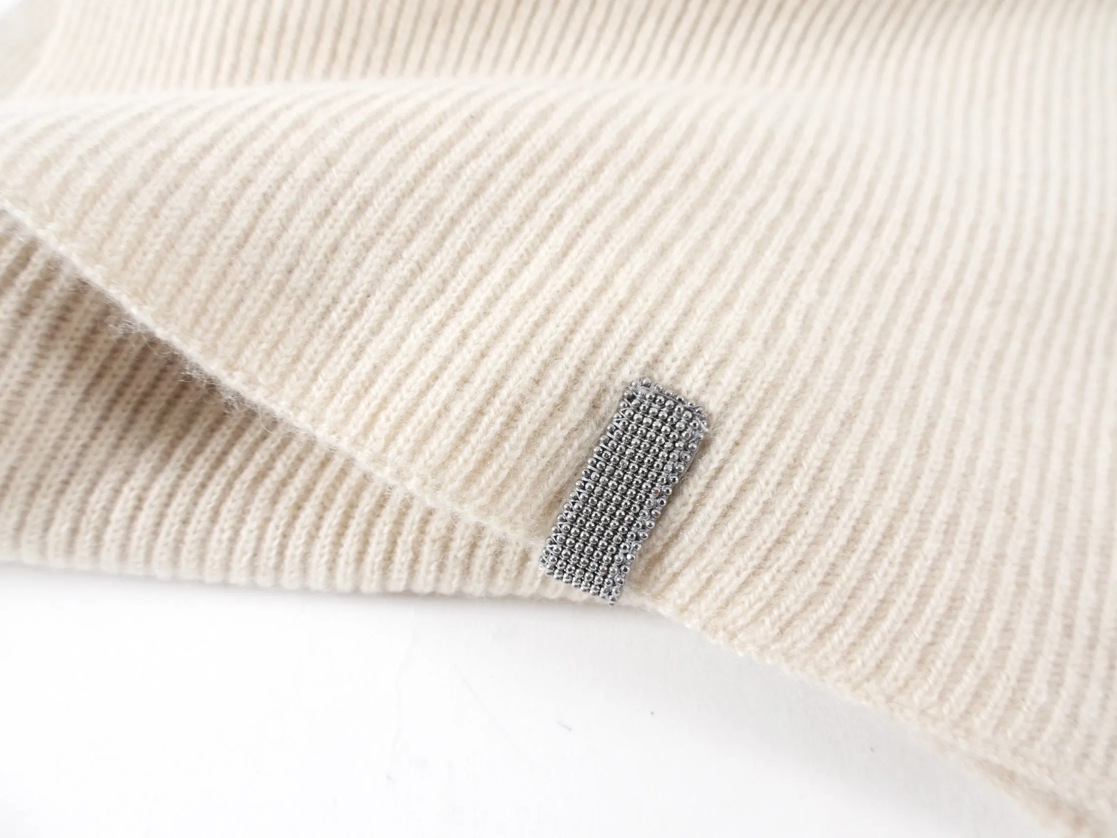 Brunello Cucinelli Light Beige Cashmere Long Knit Scarf