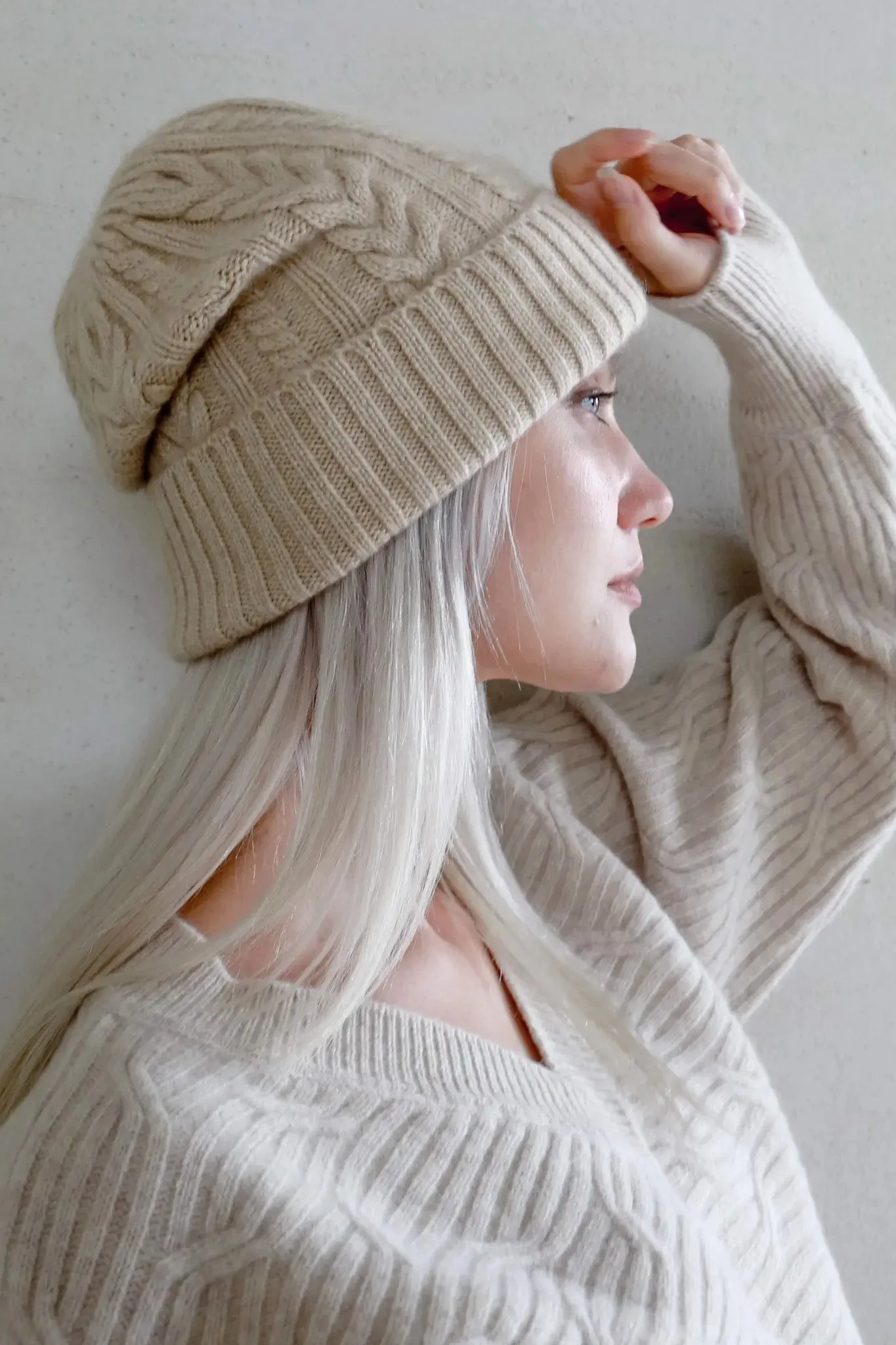 Cashmere Cable Knit Beanie
