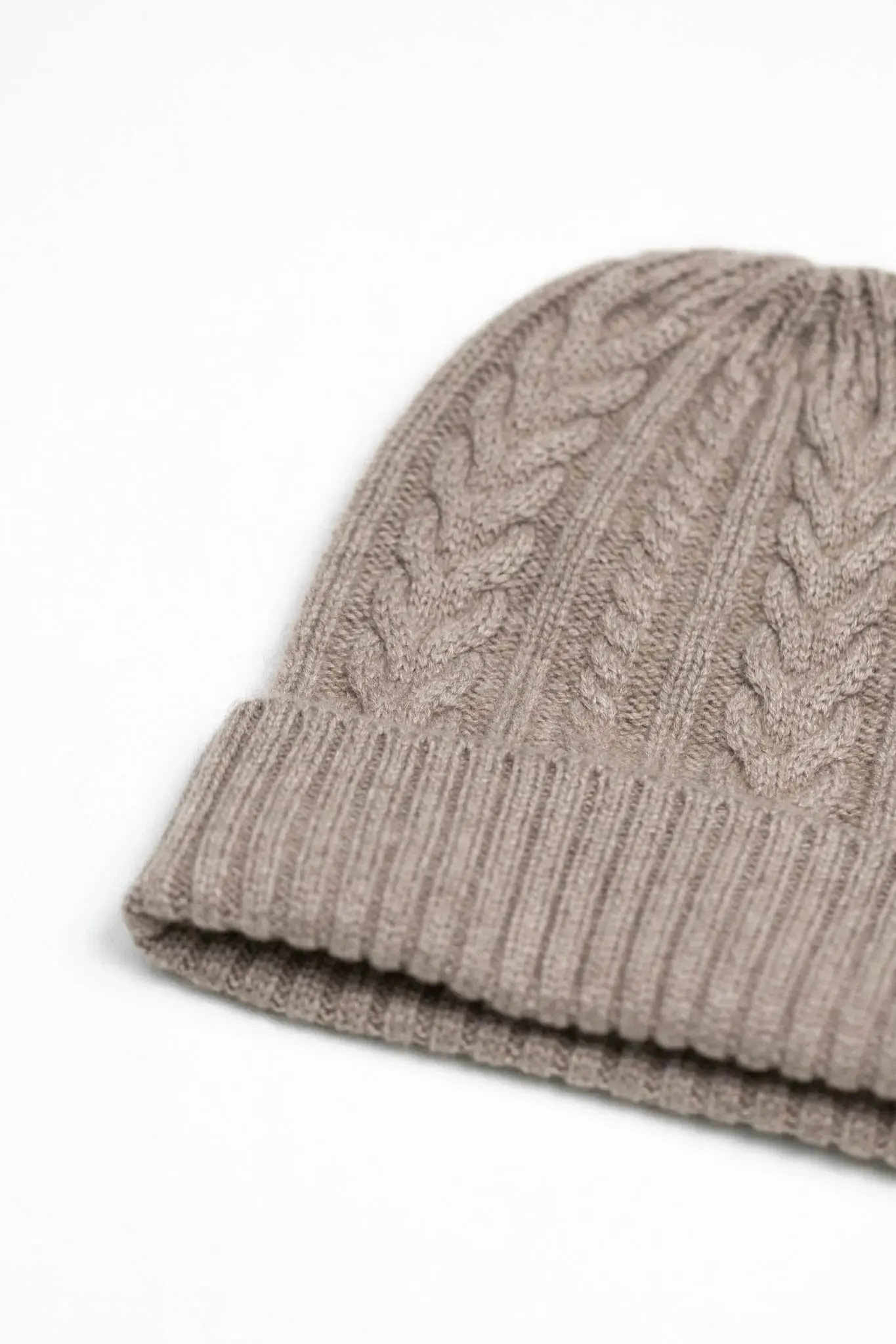 Cashmere Cable Knit Beanie