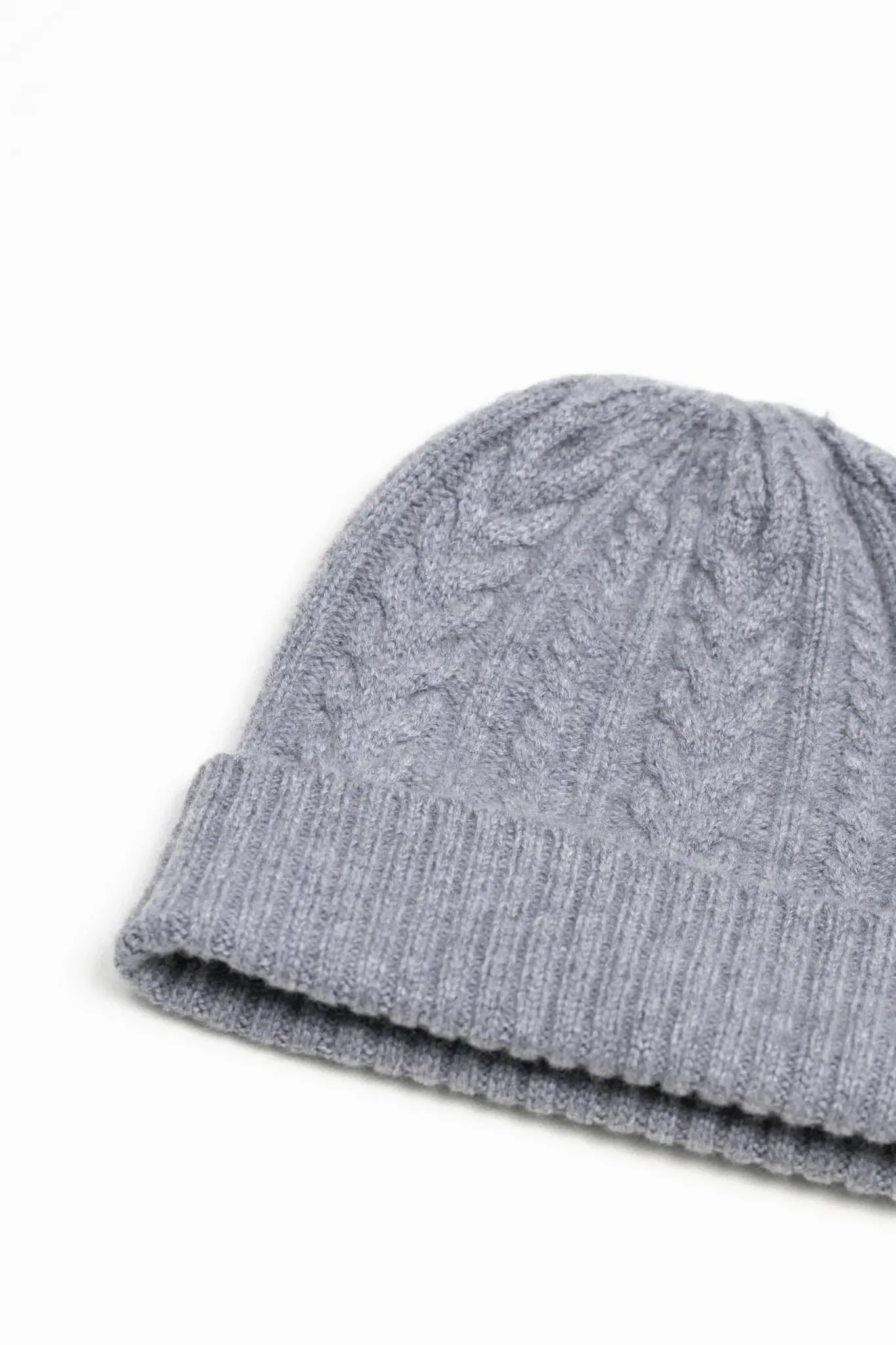 Cashmere Cable Knit Beanie