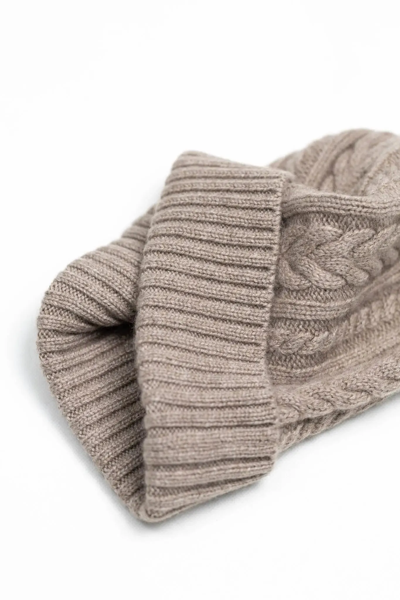 Cashmere Cable Knit Beanie