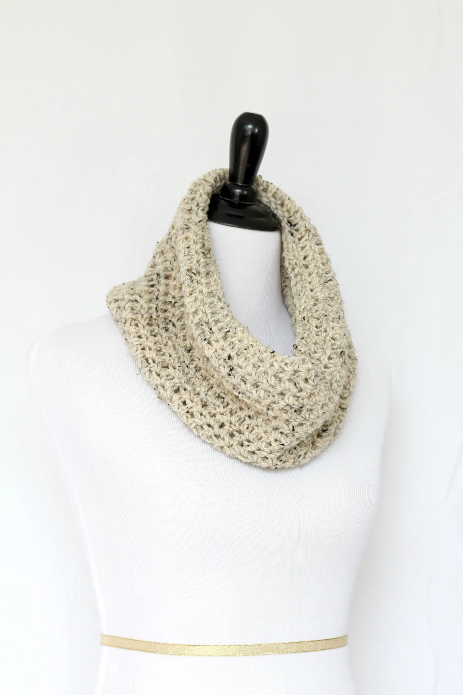 Crochet infinity scarf in beige color, chunky cowl