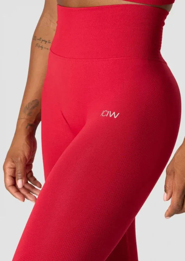 Define Seamless Scrunch Tights