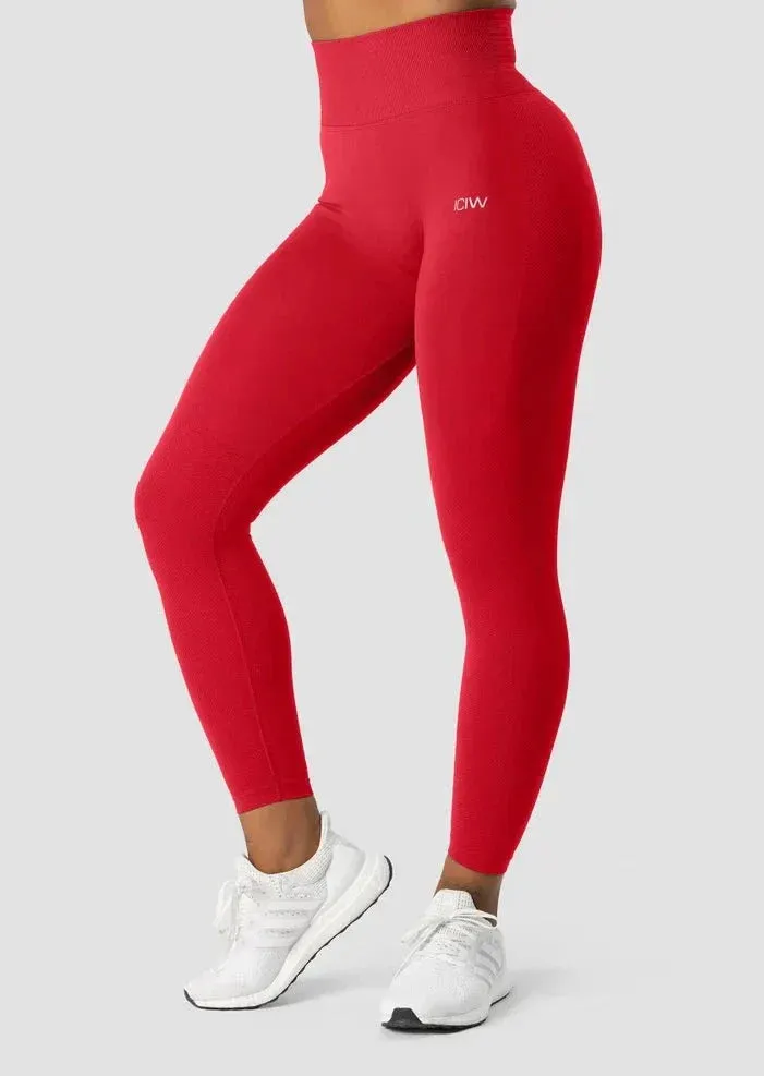 Define Seamless Scrunch Tights