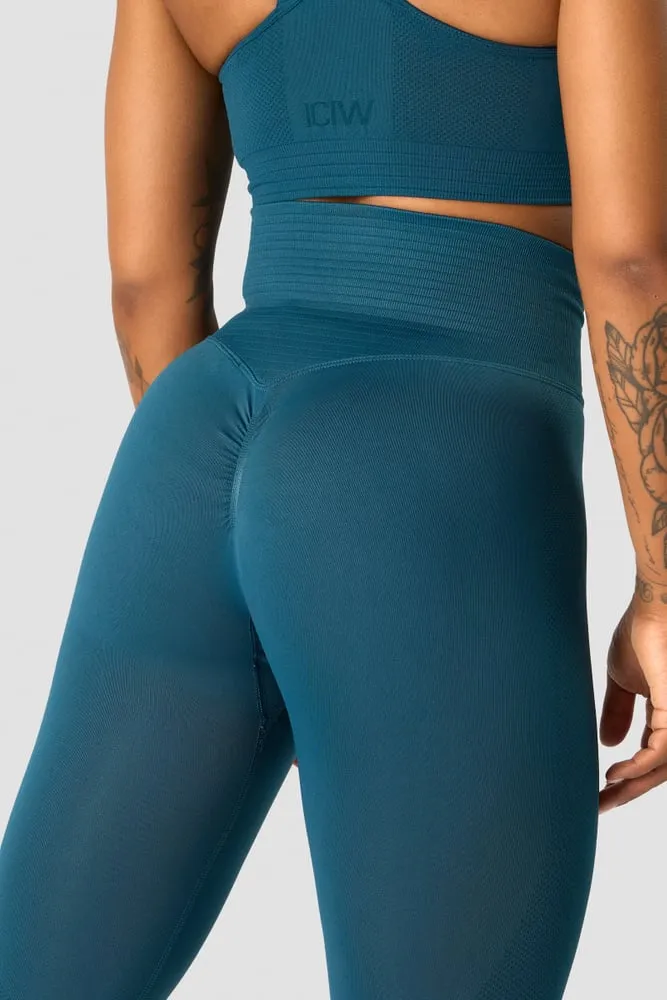 Define Seamless Scrunch Tights