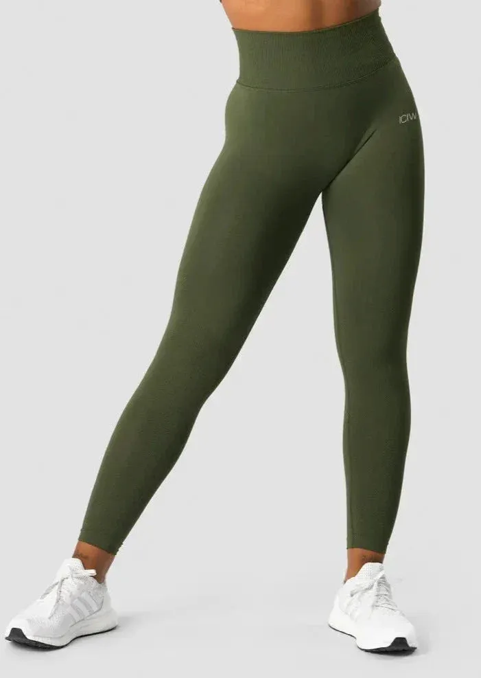 Define Seamless Scrunch Tights
