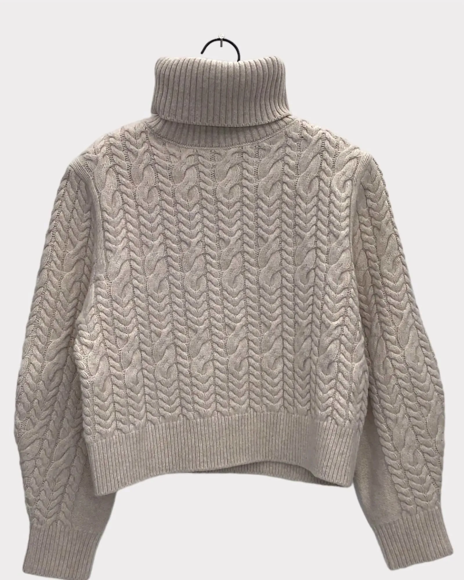 Montgat Londrina Pullover Sweater in Sand | Sand